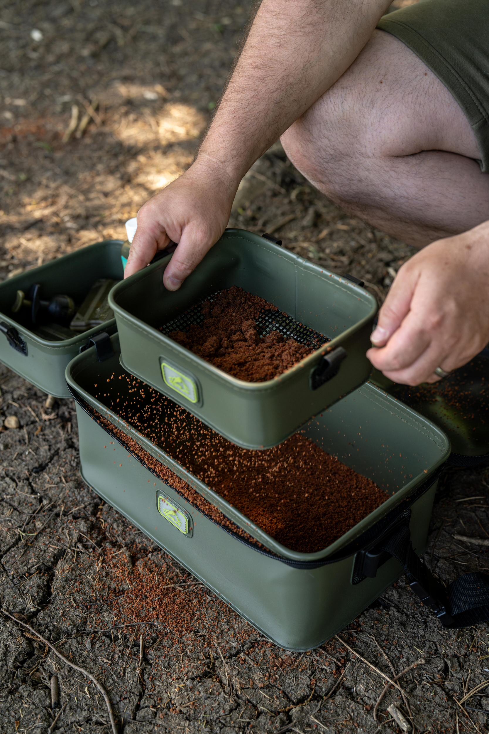 EVA náčiní a návnada Carryall