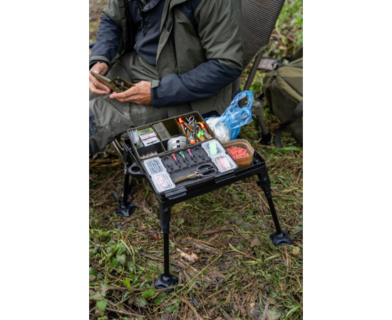 carp fishing box and stand Starter Kit (183 Pieces) Just grab the rod and reel you already own and start hauling in carp today Carp Fishing Tackle Box Kit